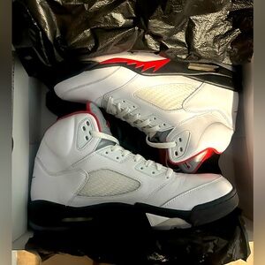 Jordan 5 Retros fire red color way